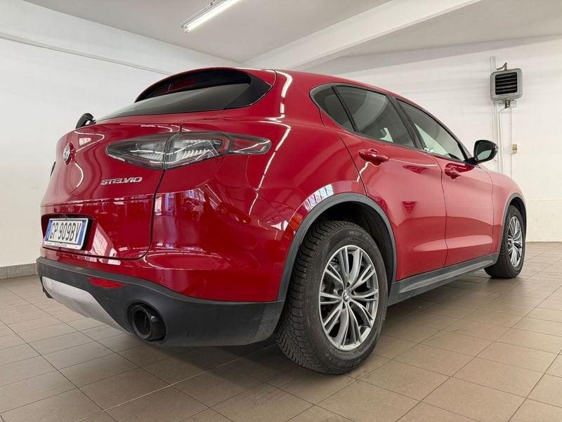 Alfa Romeo Stelvio 2.2 TD 160 CV Super AT8 RWD