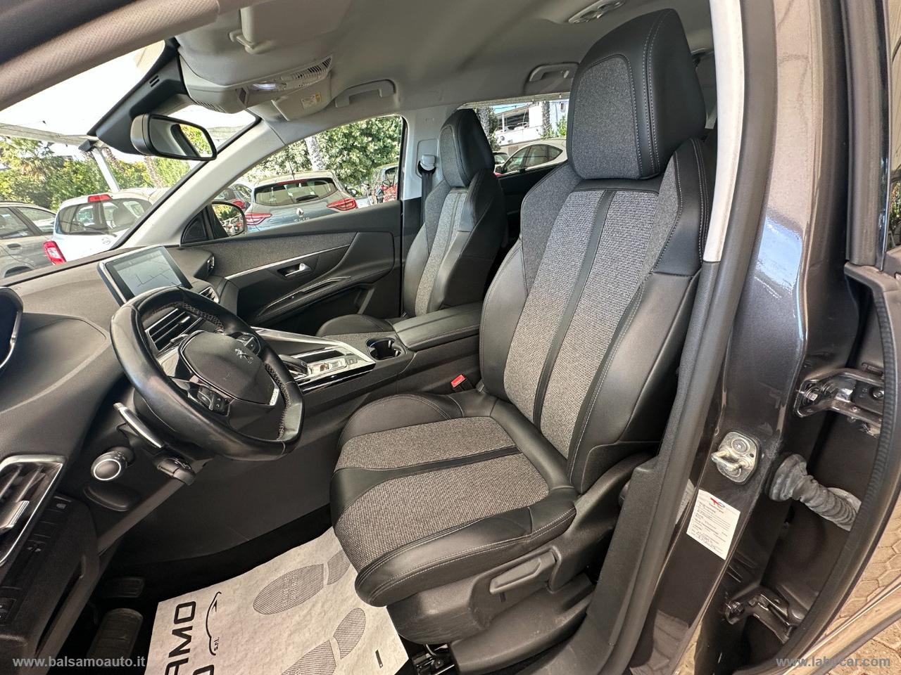 PEUGEOT 5008 BlueHDi 130 S&S EAT8 Allure