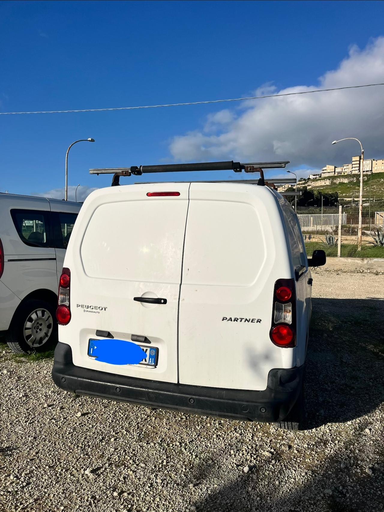 Peugeot partner 1.6 diesel anno 2015