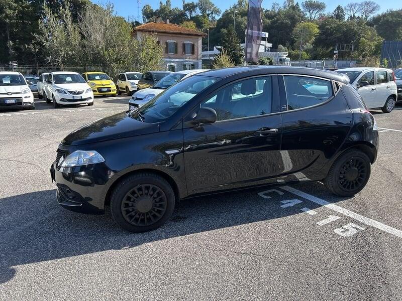 Lancia Ypsilon III 2015 1.0 hybrid Silver s&s 70cv