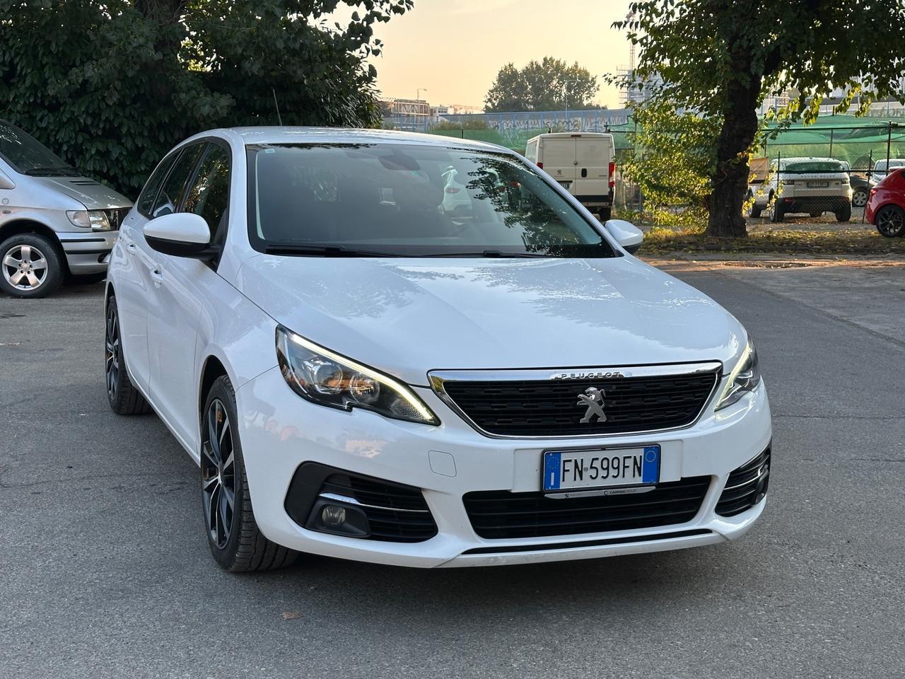 Peugeot 308 BlueHDi 130 S&S SW GT Line