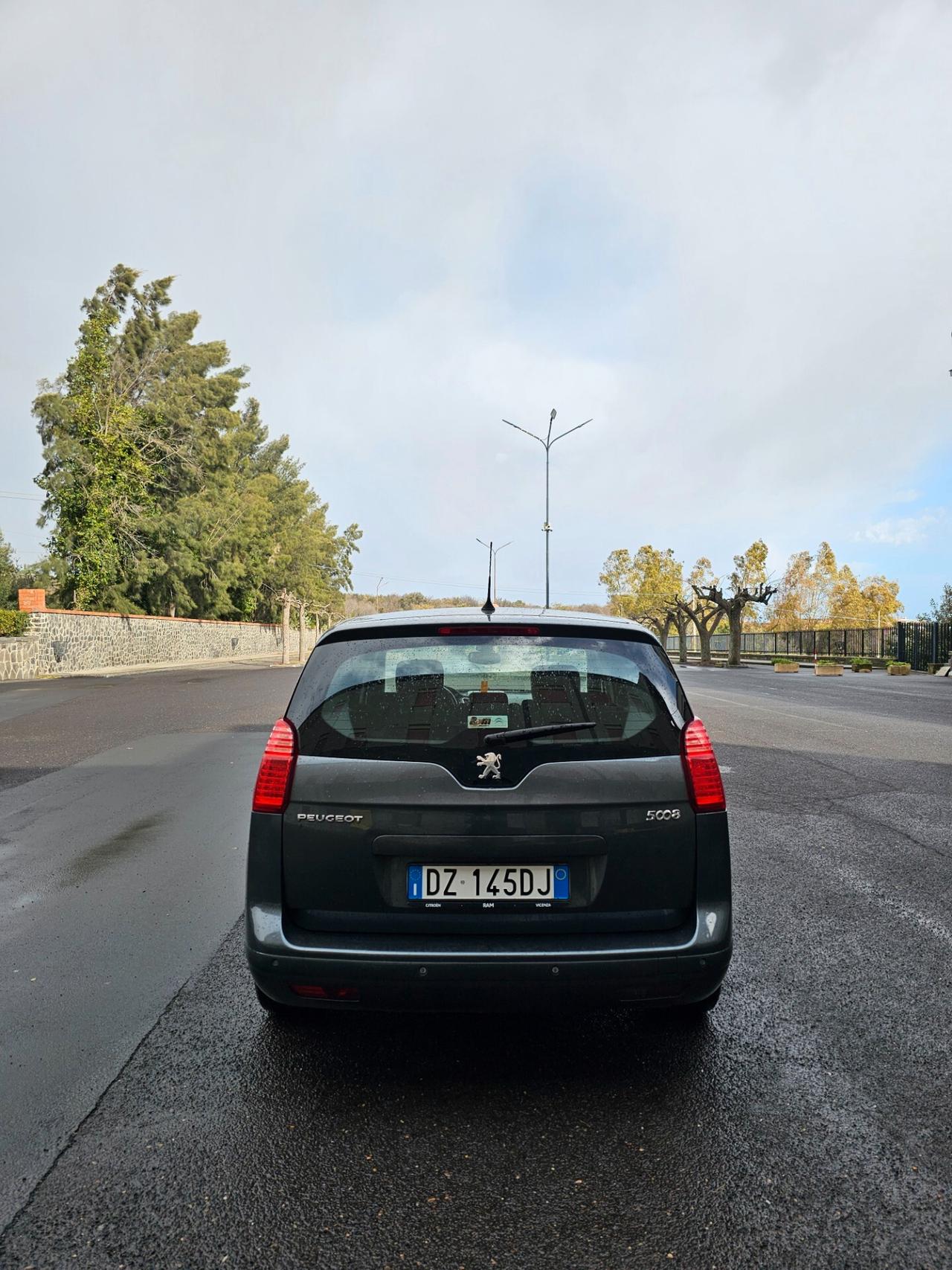 Peugeot 5008 2.0 HDi 150CV Premium 7 posti