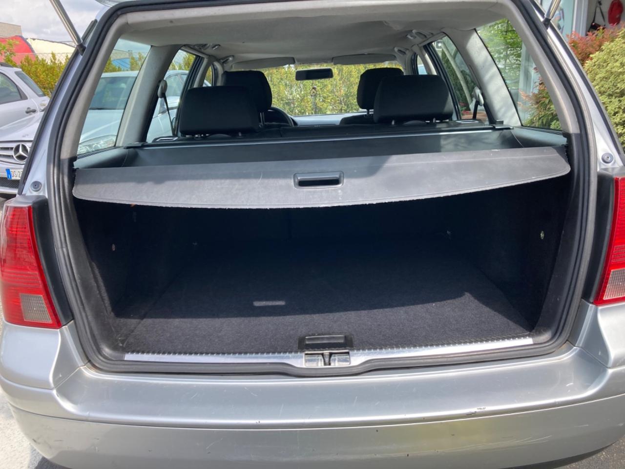 VOLKSWAGEN BORA 1.9 TDI (PROPRIETARIO UNICO)