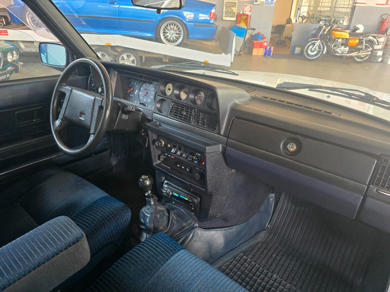 Volvo 240 GLE