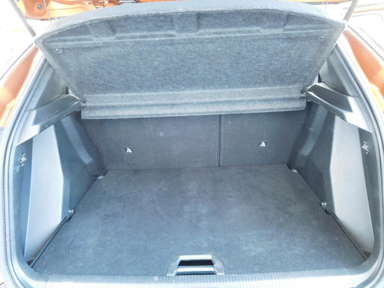 Peugeot 2008 PureTech 130cv S&S EAT8 GT Pack