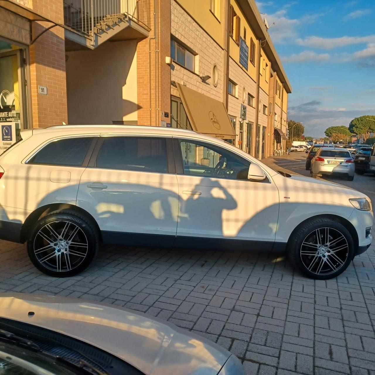 PERFETTA AUDI Q7 3.0 TDI AUTOM 4X4