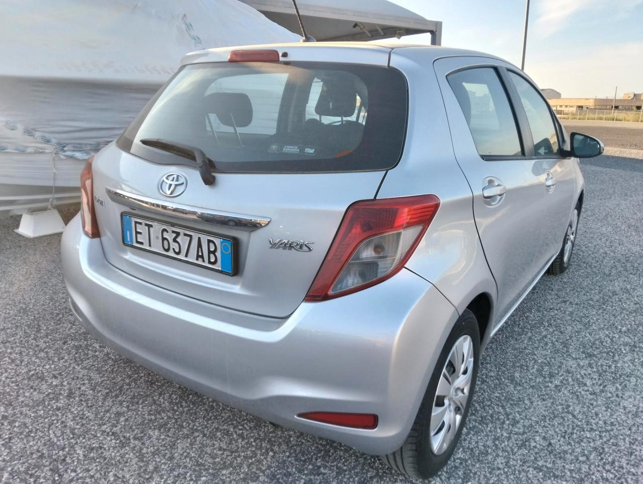 Toyota Yaris 1.3 5 porte Lounge