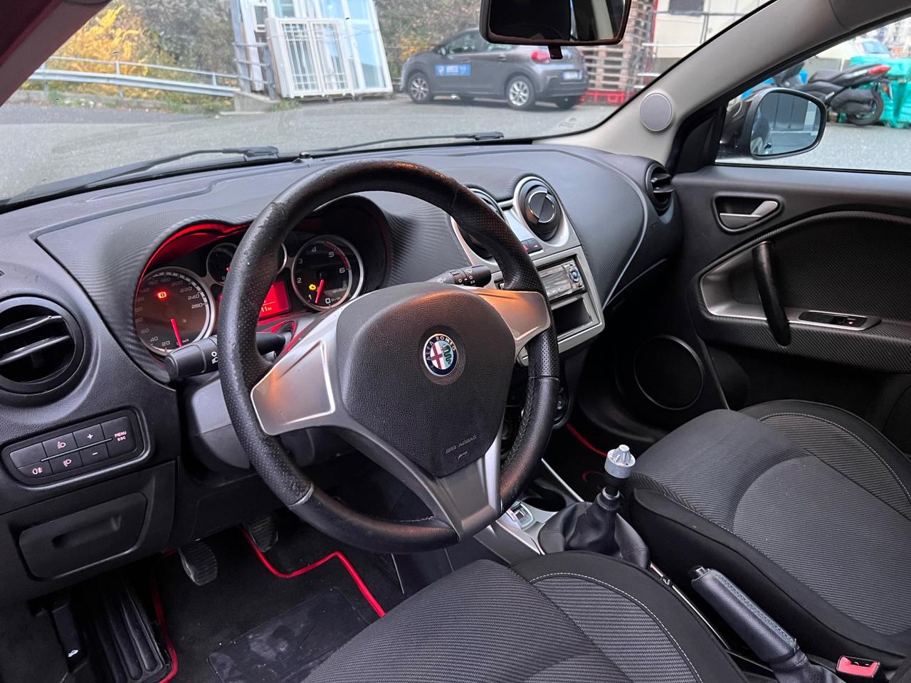 Alfa Romeo MiTo 1.6 JTDm 16V 120CV Distinctive Sport Pack