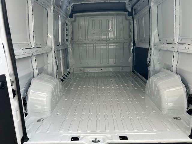 FIAT Ducato 35 2.2 Mjt 140CV PM-TM L2H2 Furgone km 0