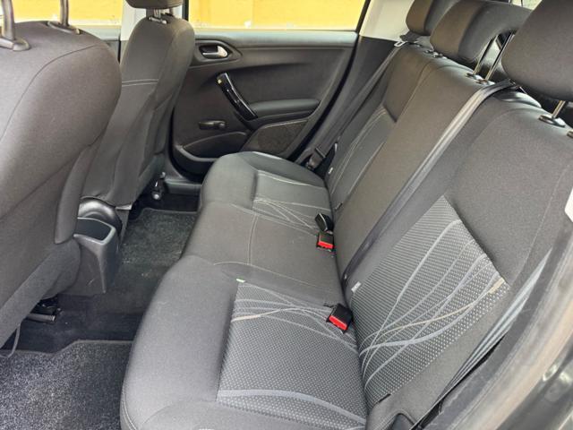 PEUGEOT 208 1.4 8V HDi 68CV 5p. DIESEL