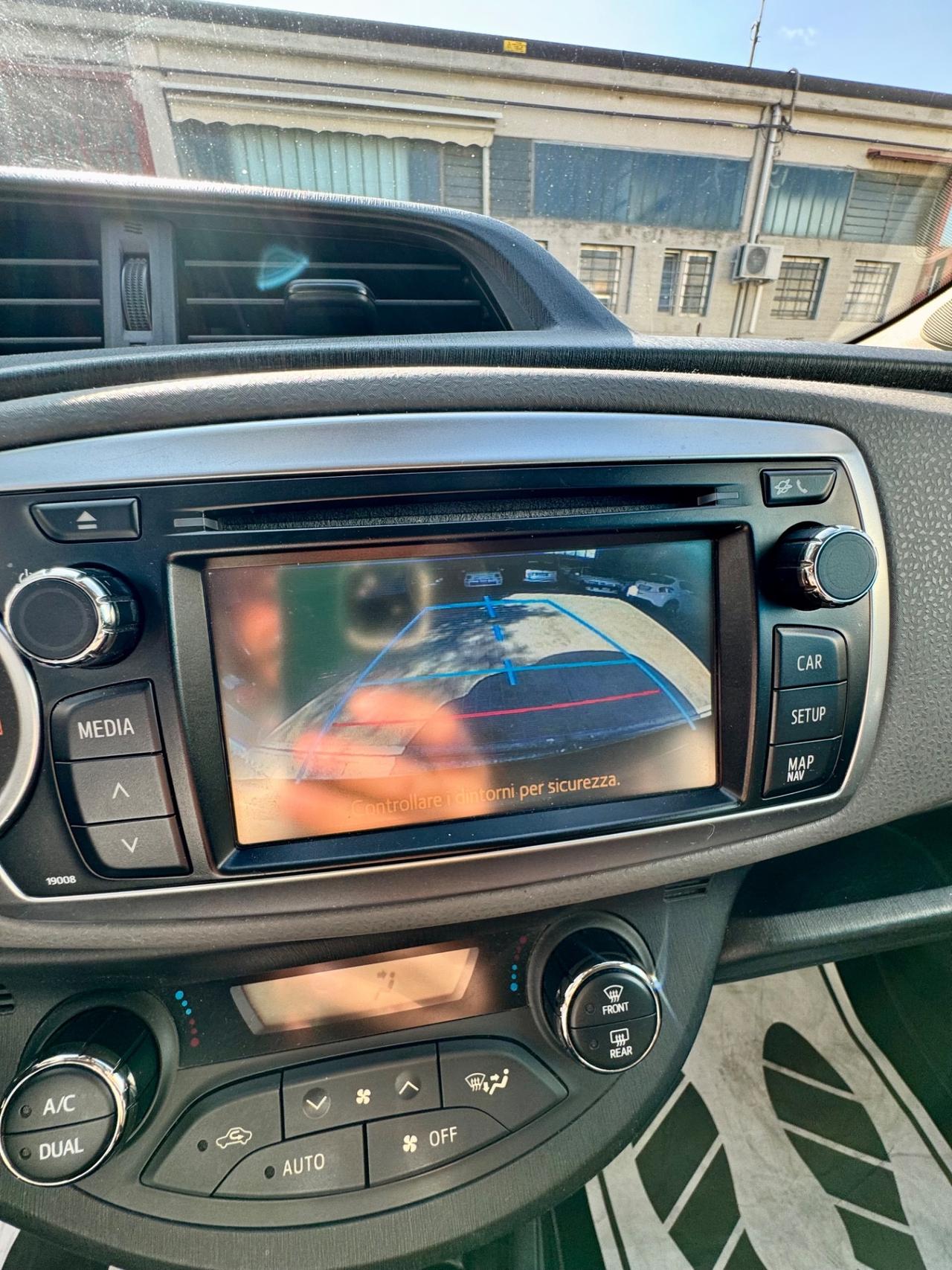 Toyota Yaris 1.3 3 porte Style