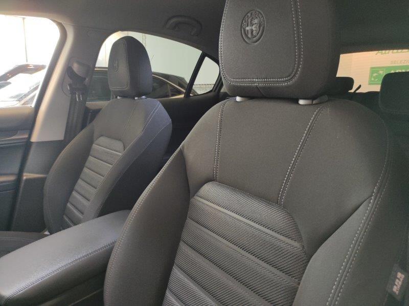 ALFA ROMEO Stelvio - Stelvio 2.2 Turbodiesel 190 CV AT8 Q4 Business