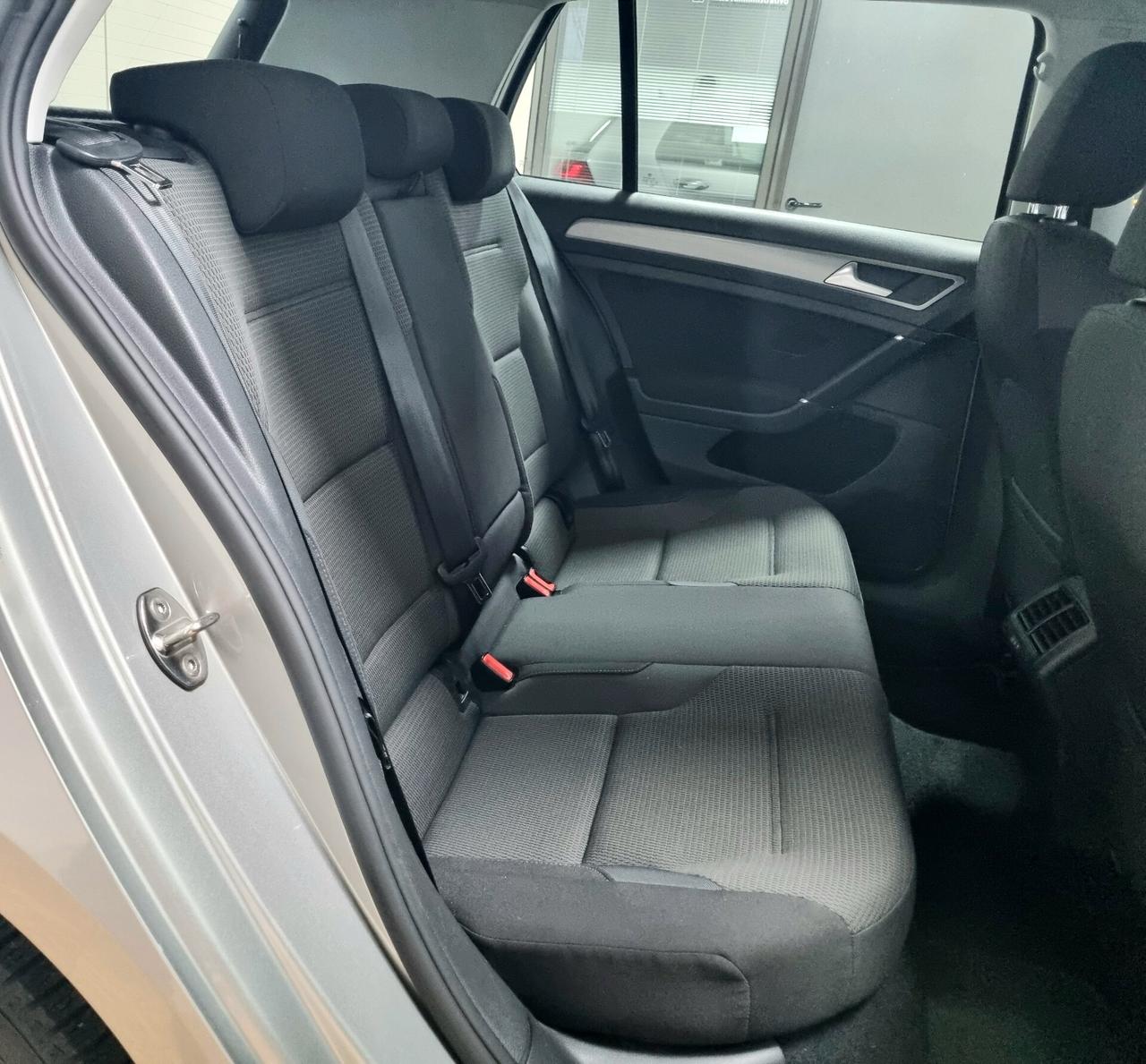 VOLKSWAGEN GOLF 1.6 TDI 110 CV DSG BUSINESS NEOPATENTATI