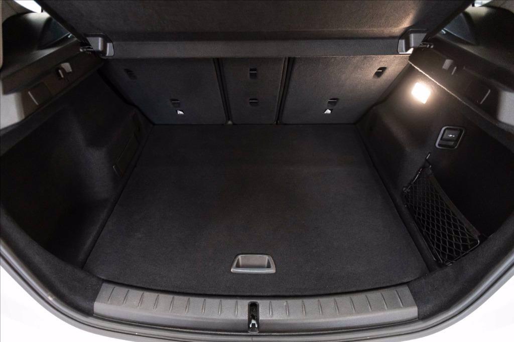 BMW 218d Active Tourer Business auto del 2019