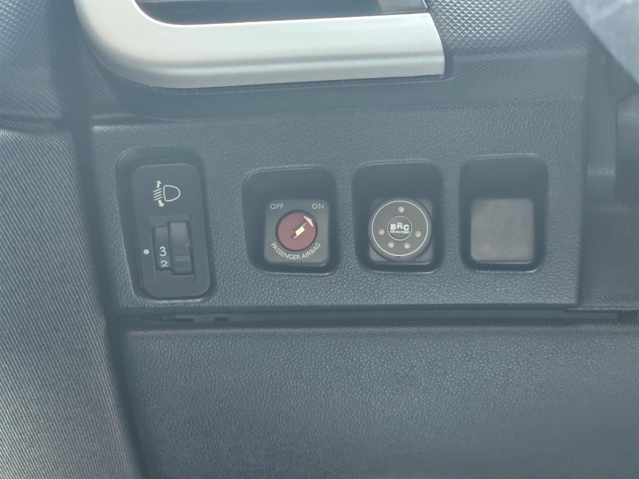 Peugeot 206+ GPL - Neopatentati