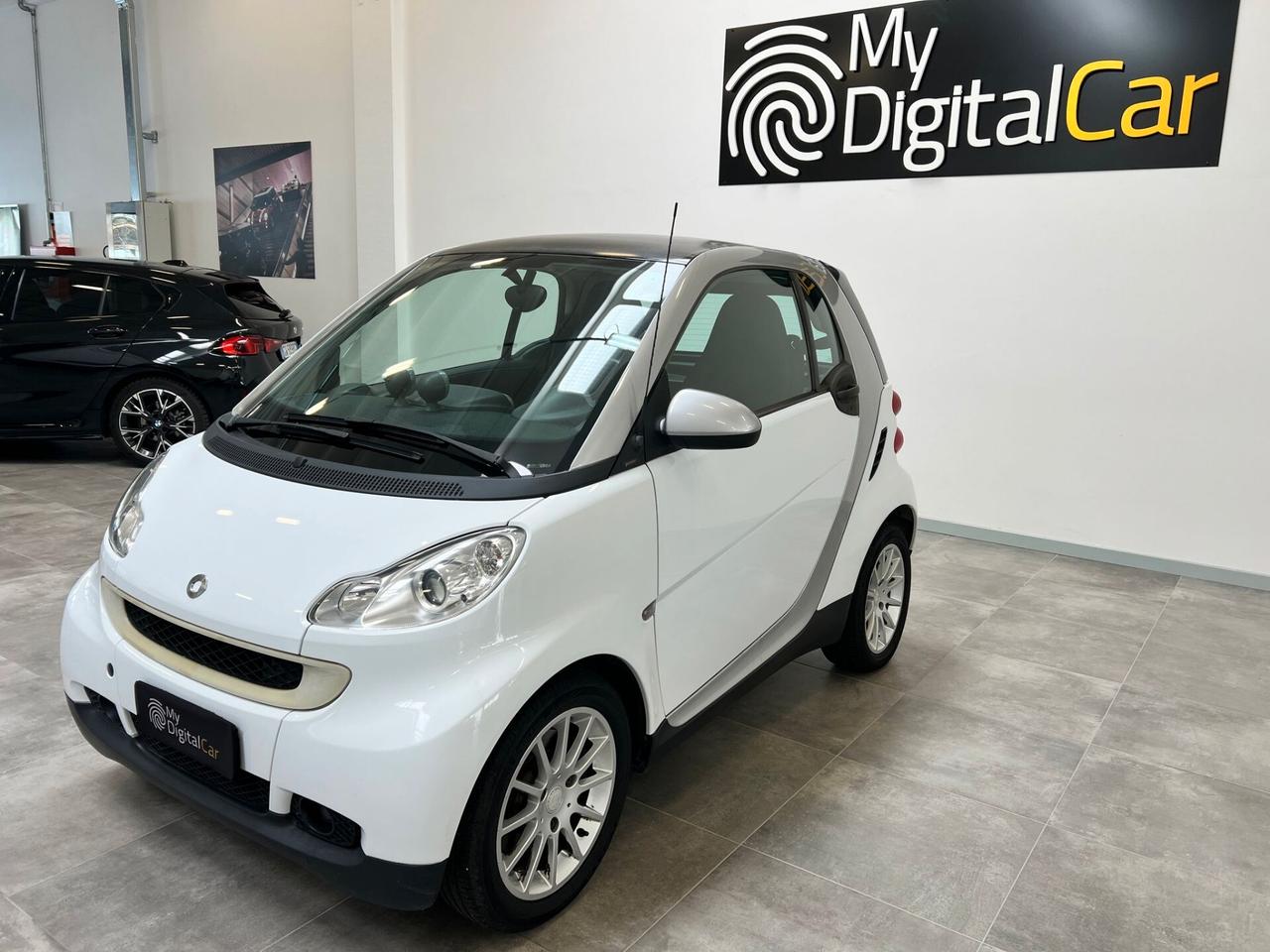 Smart ForTwo 1000 52 kW coupé passion