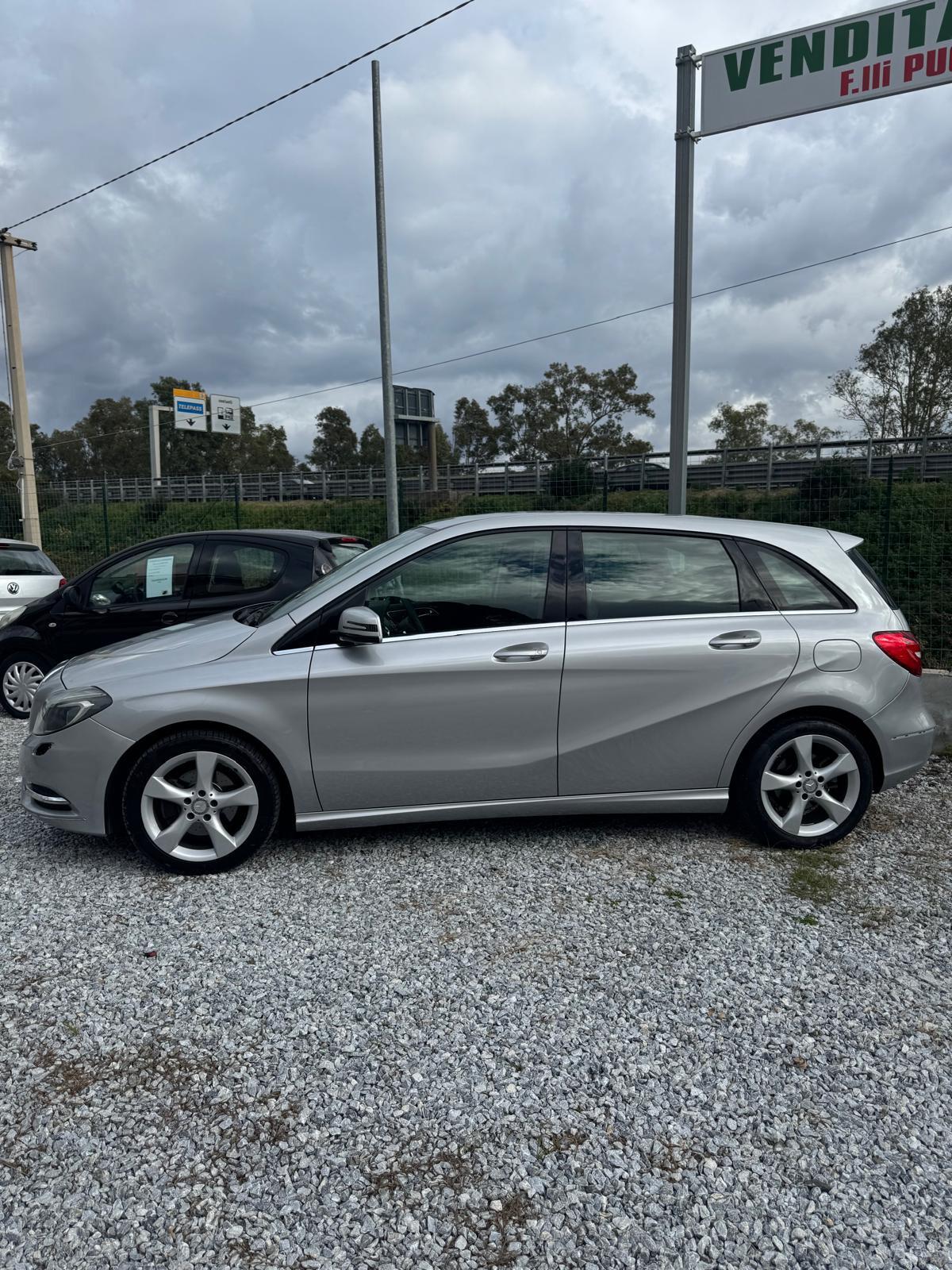 Mercedes-benz B 180 B 180 CDI Automatic Premium LUSSO