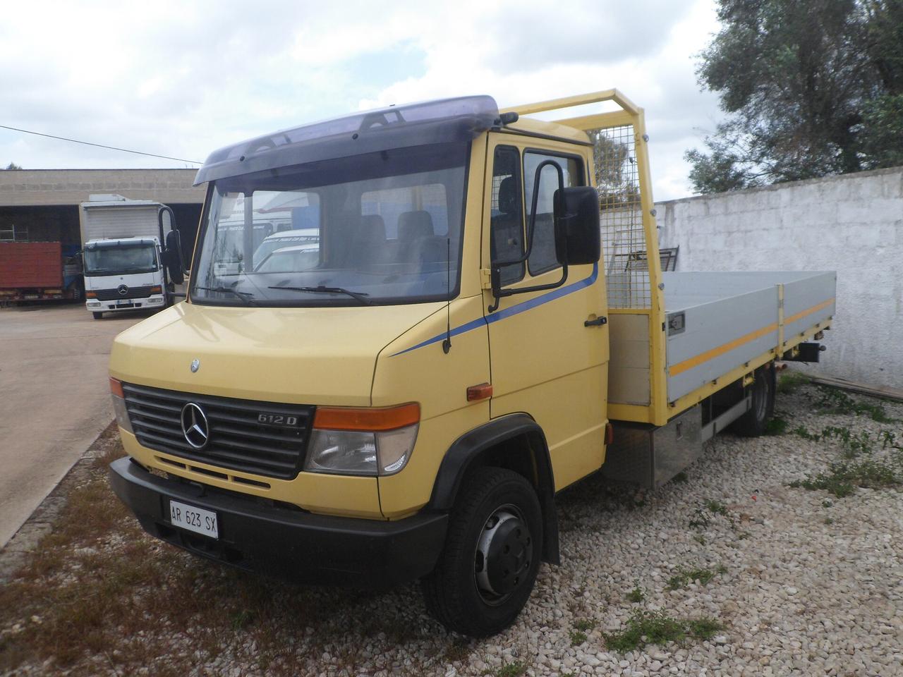 Mercedes-benz Vario 612d cassone fisso