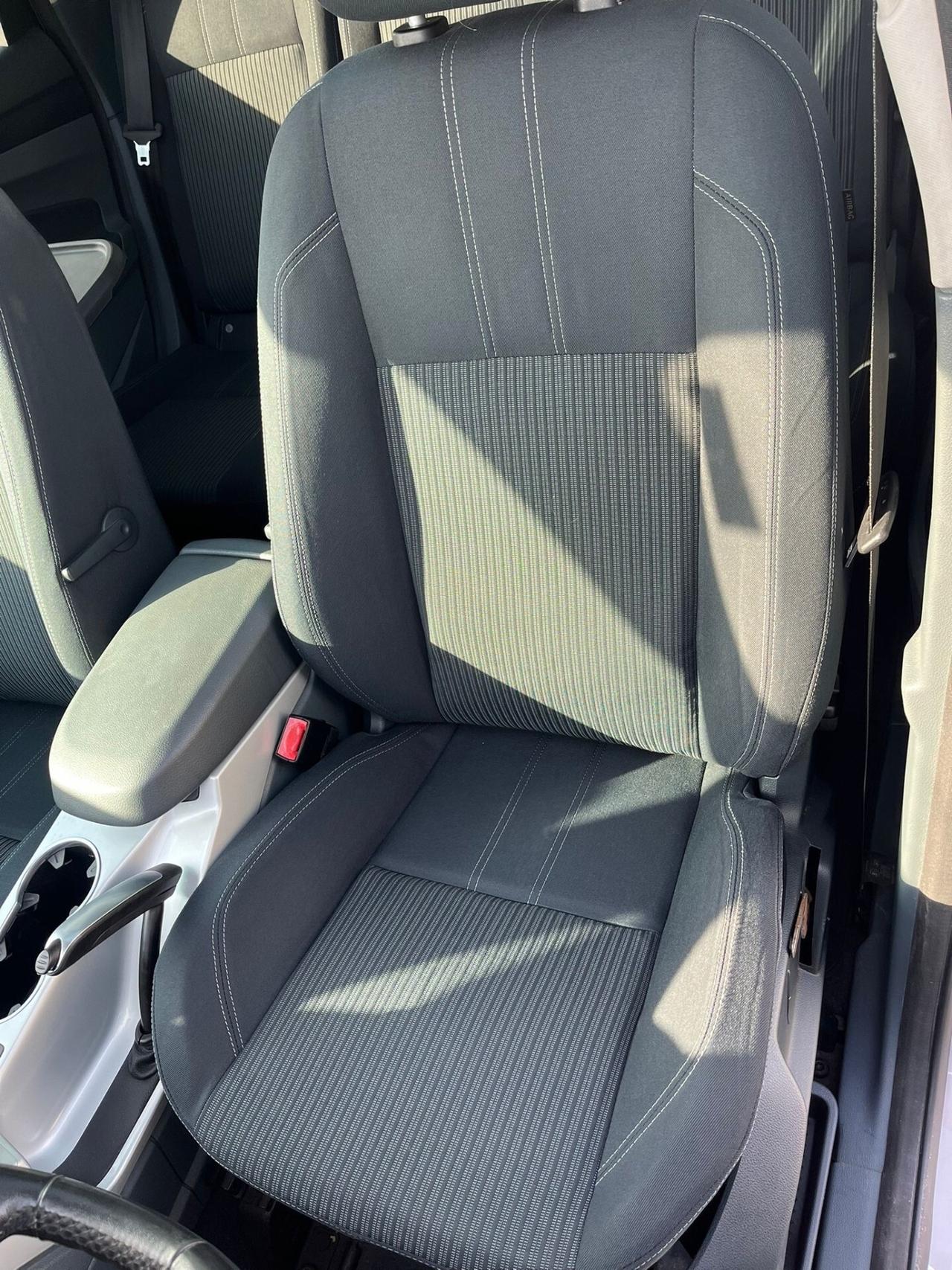 Ford C-Max 1.6 TDCi 115CV Titanium