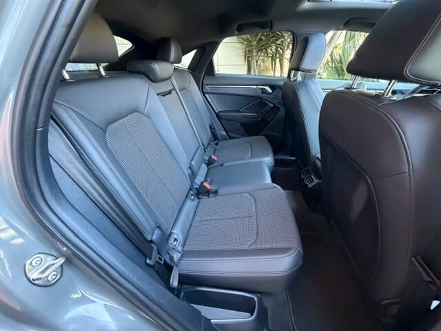 Audi Q3 35 TDI S tronic S line edition