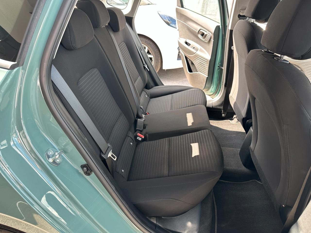 Hyundai i20 1.2 MPI MT GPL Connectline