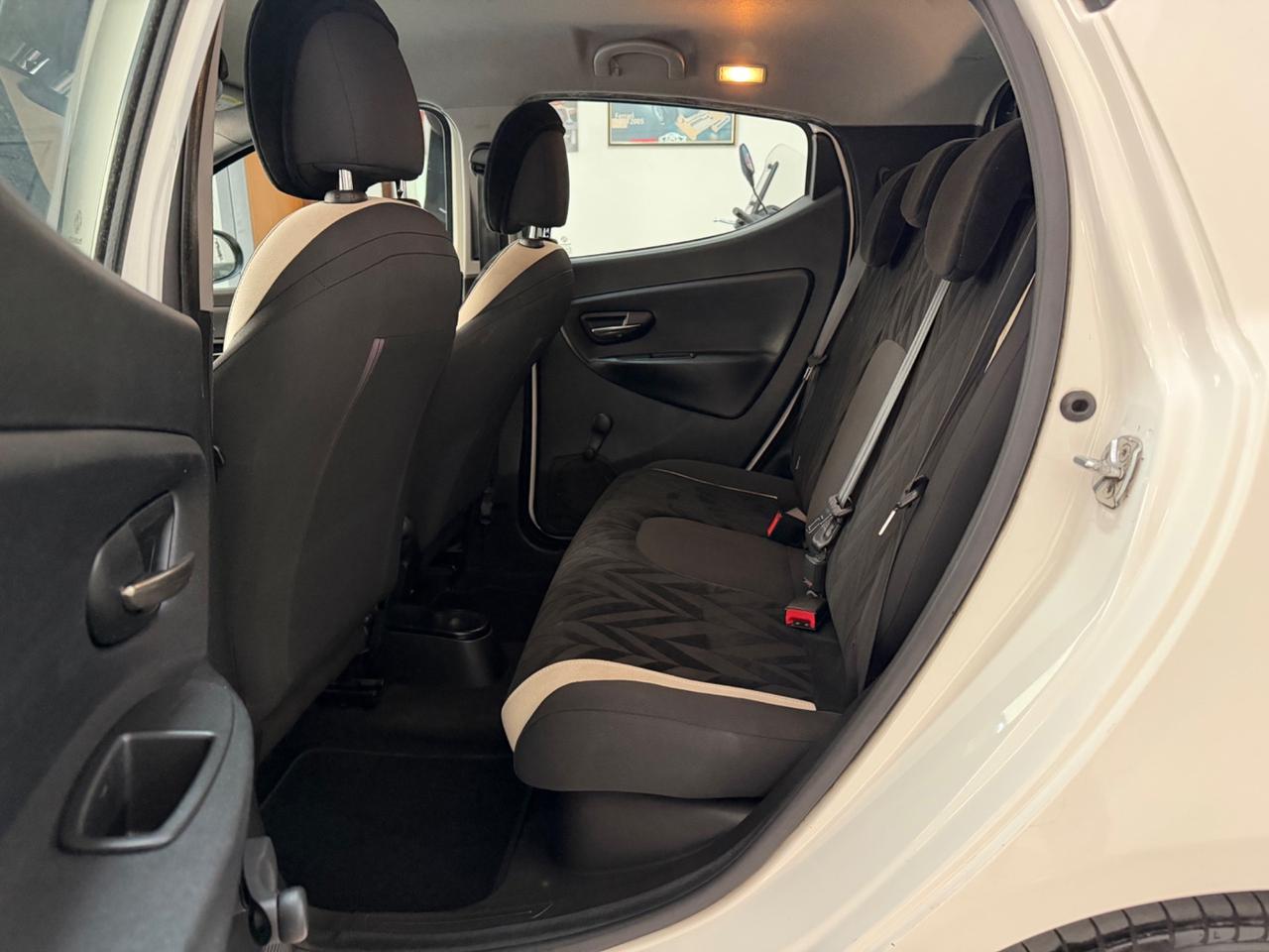 Lancia Ypsilon 1.2 Benzina 69 CV Platinum