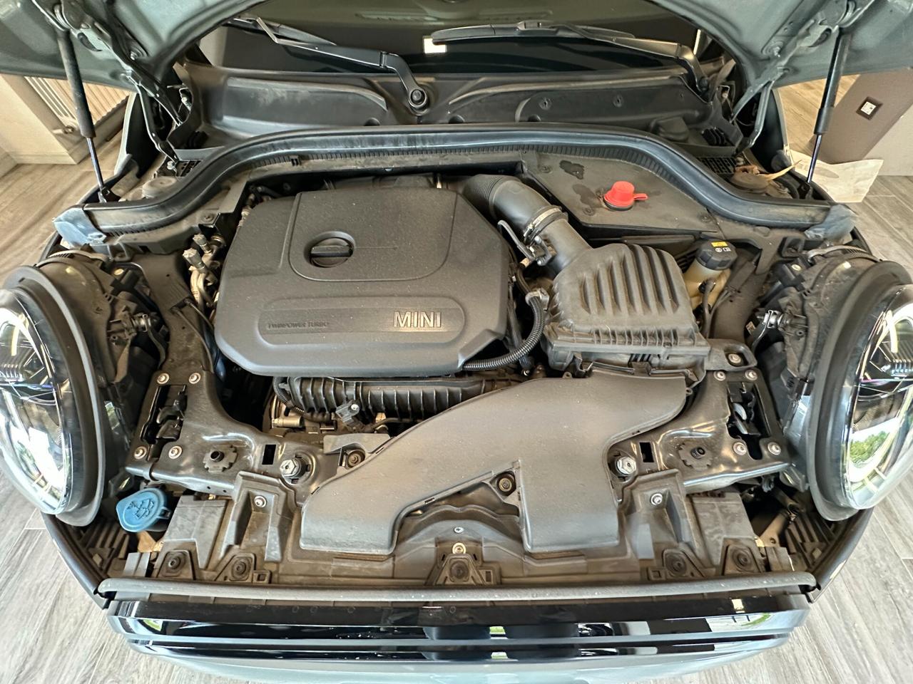 Mini Cooper 5p 1.5 Autom