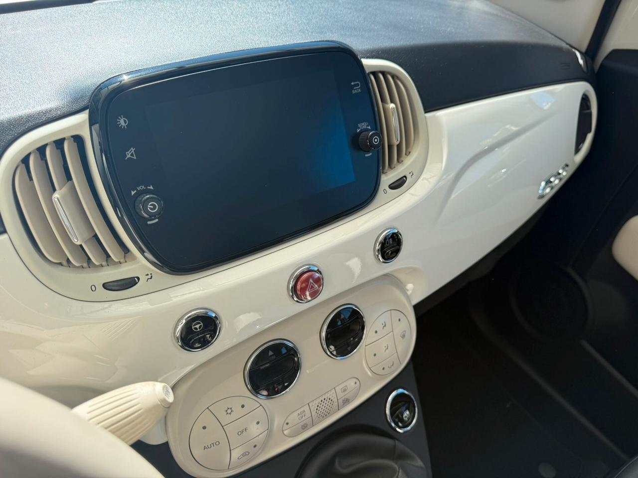 Fiat 500 1.0 Hybrid Dolcevita