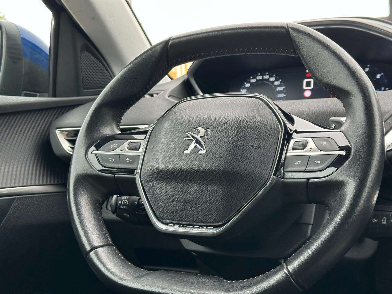 PEUGEOT 3008 1.5 BlueHDi 130 S&S EAT8 Business