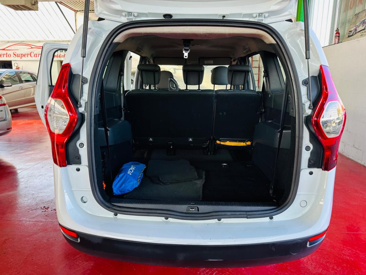 Dacia Lodgy 1.5 dCi 110CV 6Marce Lauréate