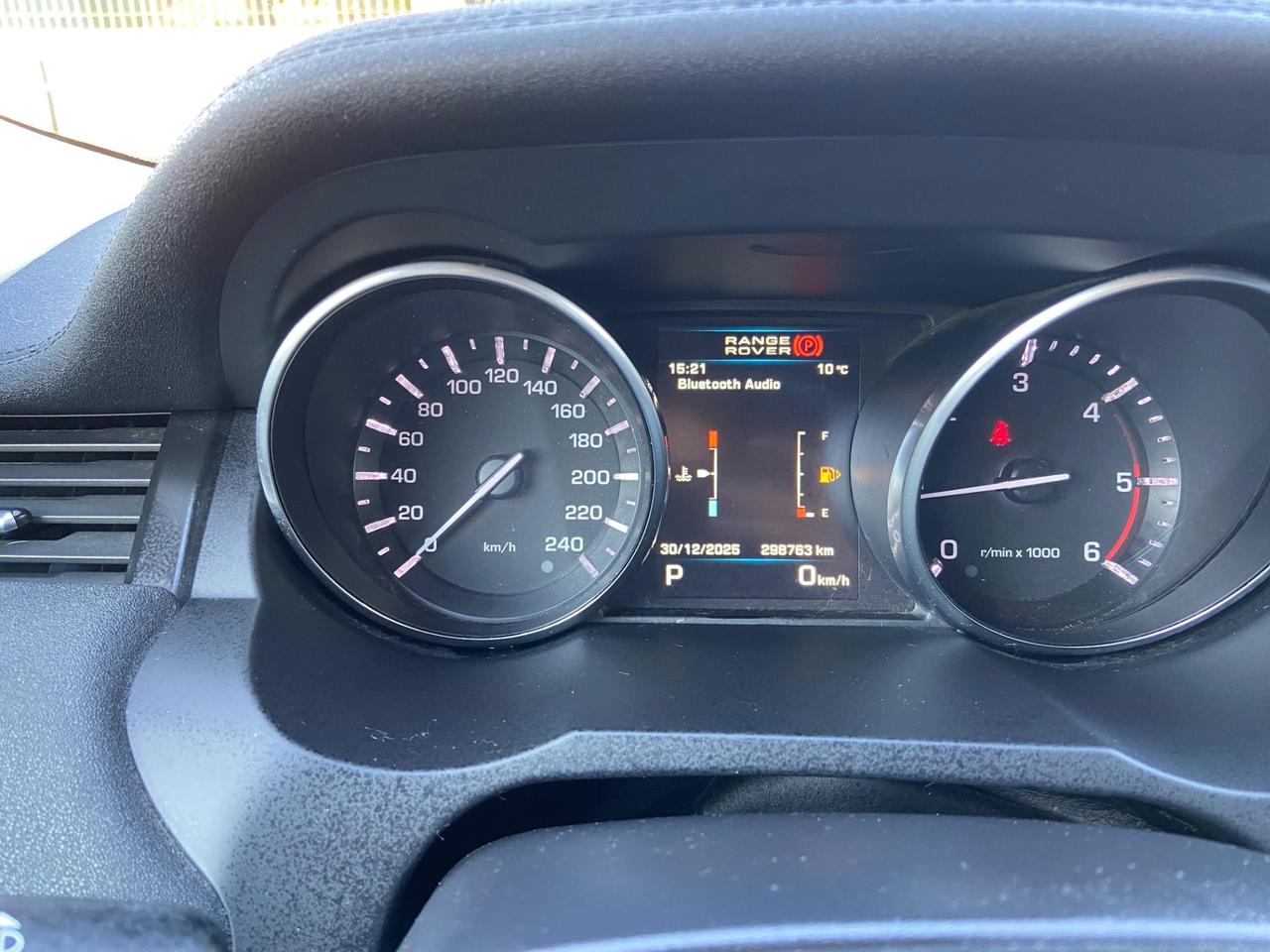 Land Rover Range Evoque 2.2 TD4 5p. Pure