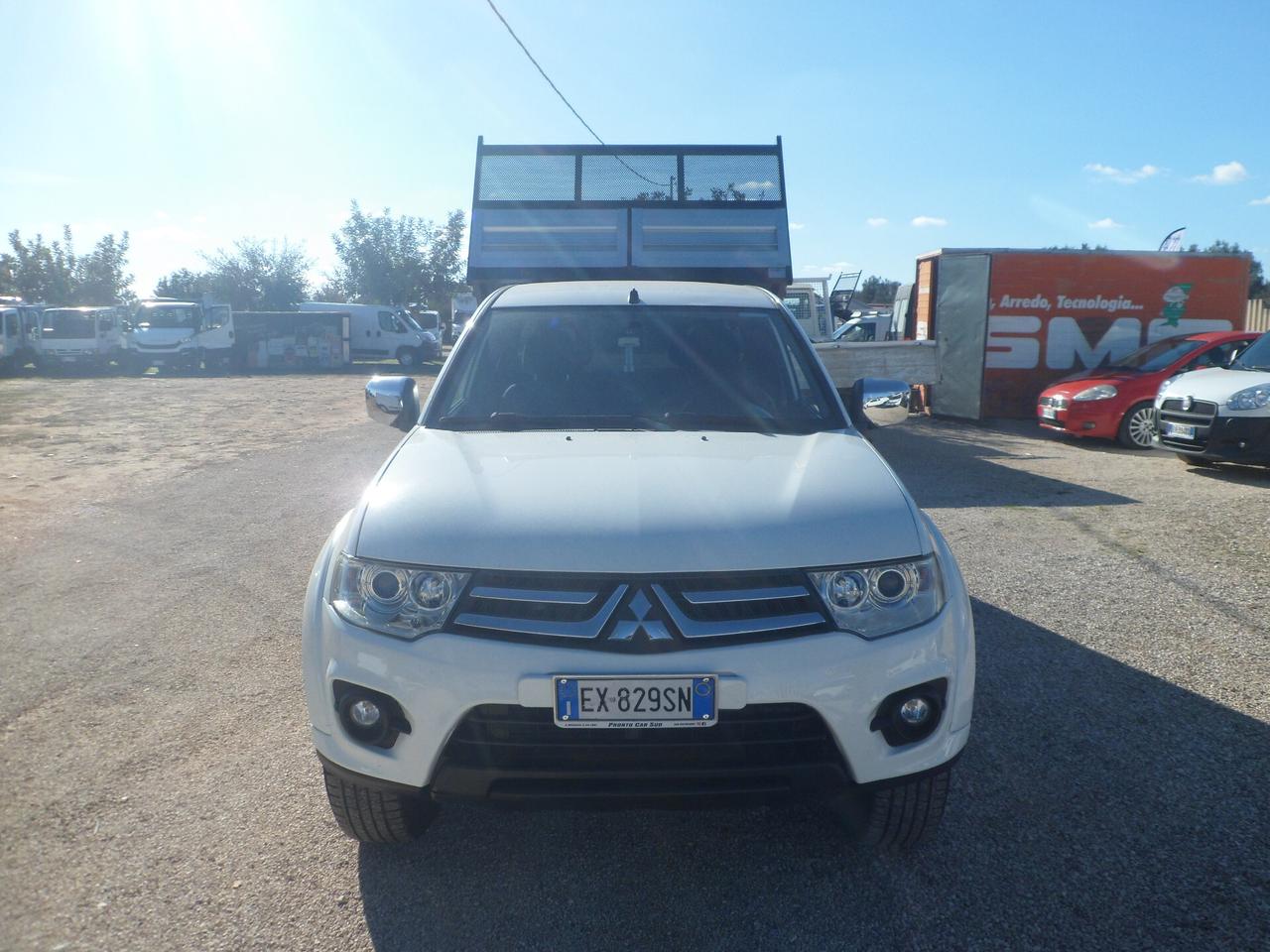 Mitsubishi L200 4x4 ribaltabile nuovo