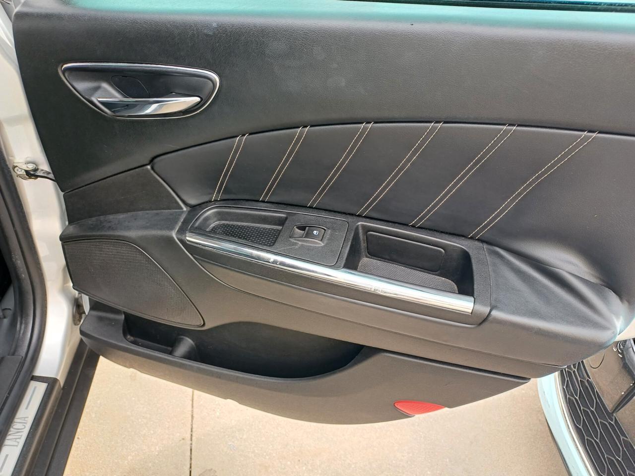Lancia Delta 2.0 MJT DPF 165 CV