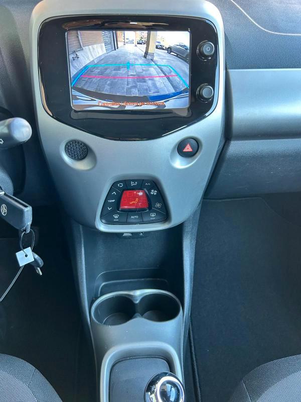 Toyota Aygo 5 Porte Aygo 5p 1.0 x-play m-mt *Promo SD 2026*