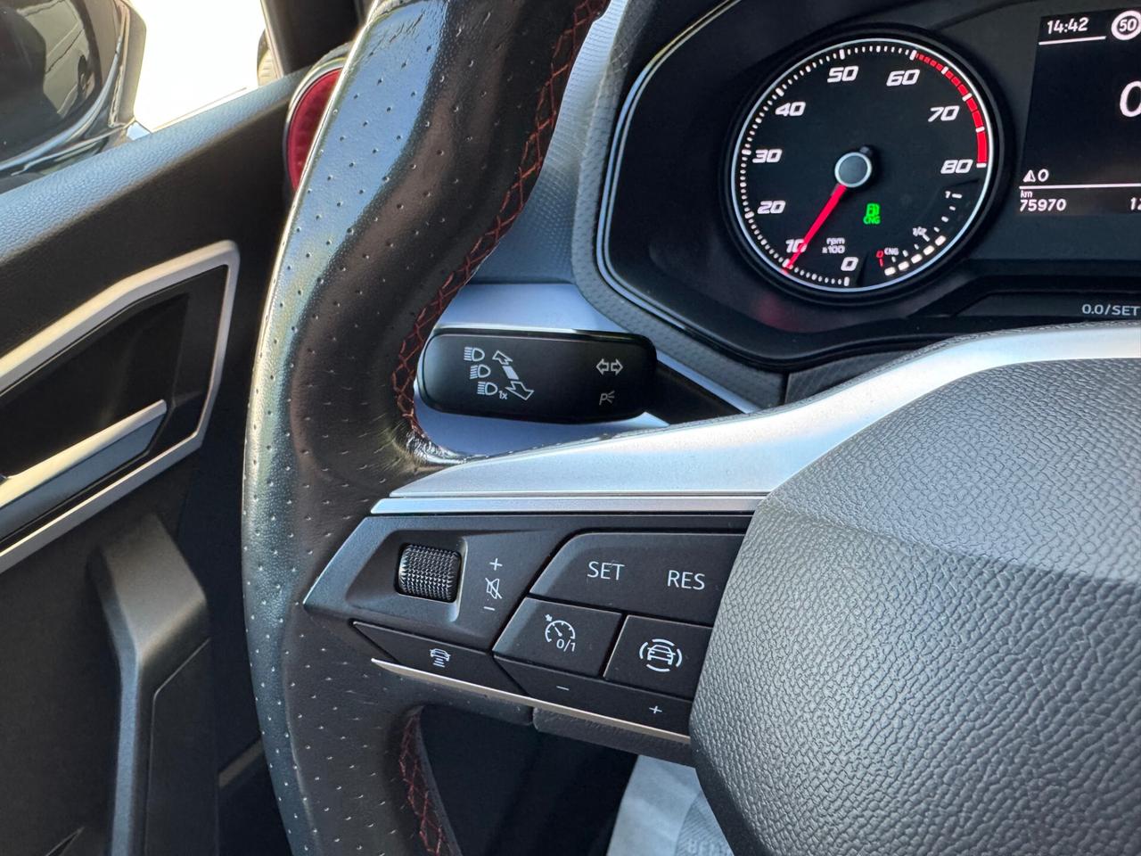 Seat Arona 1.0 TGI FR FULL LED GARANZIA 24 MESI