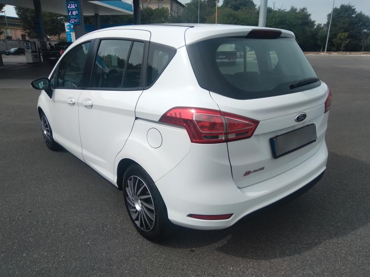 Ford B-Max 1.4 90 CV GPL Titanium x neopatentati