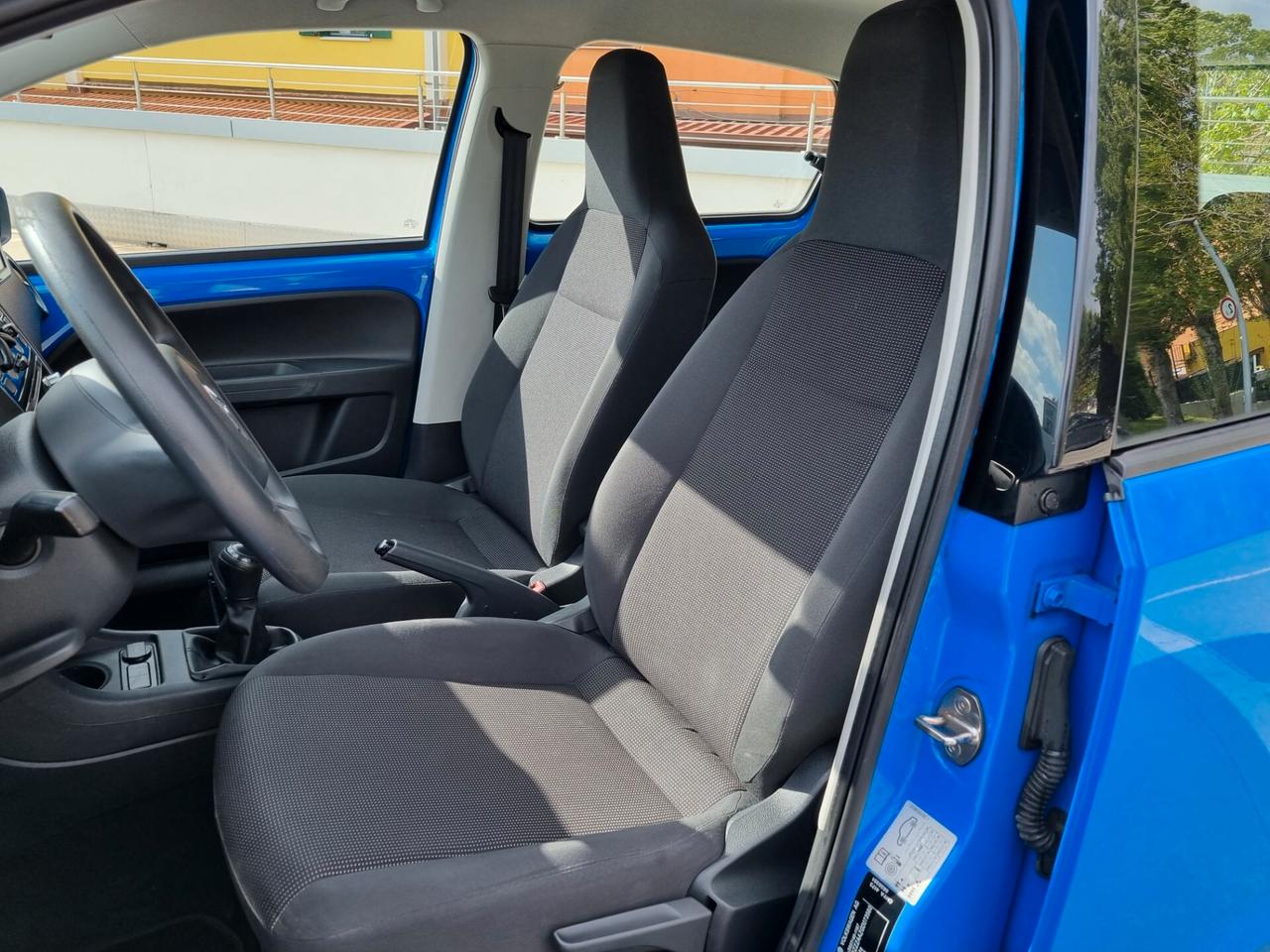 Volkswagen up! 1.0 5p. move up!