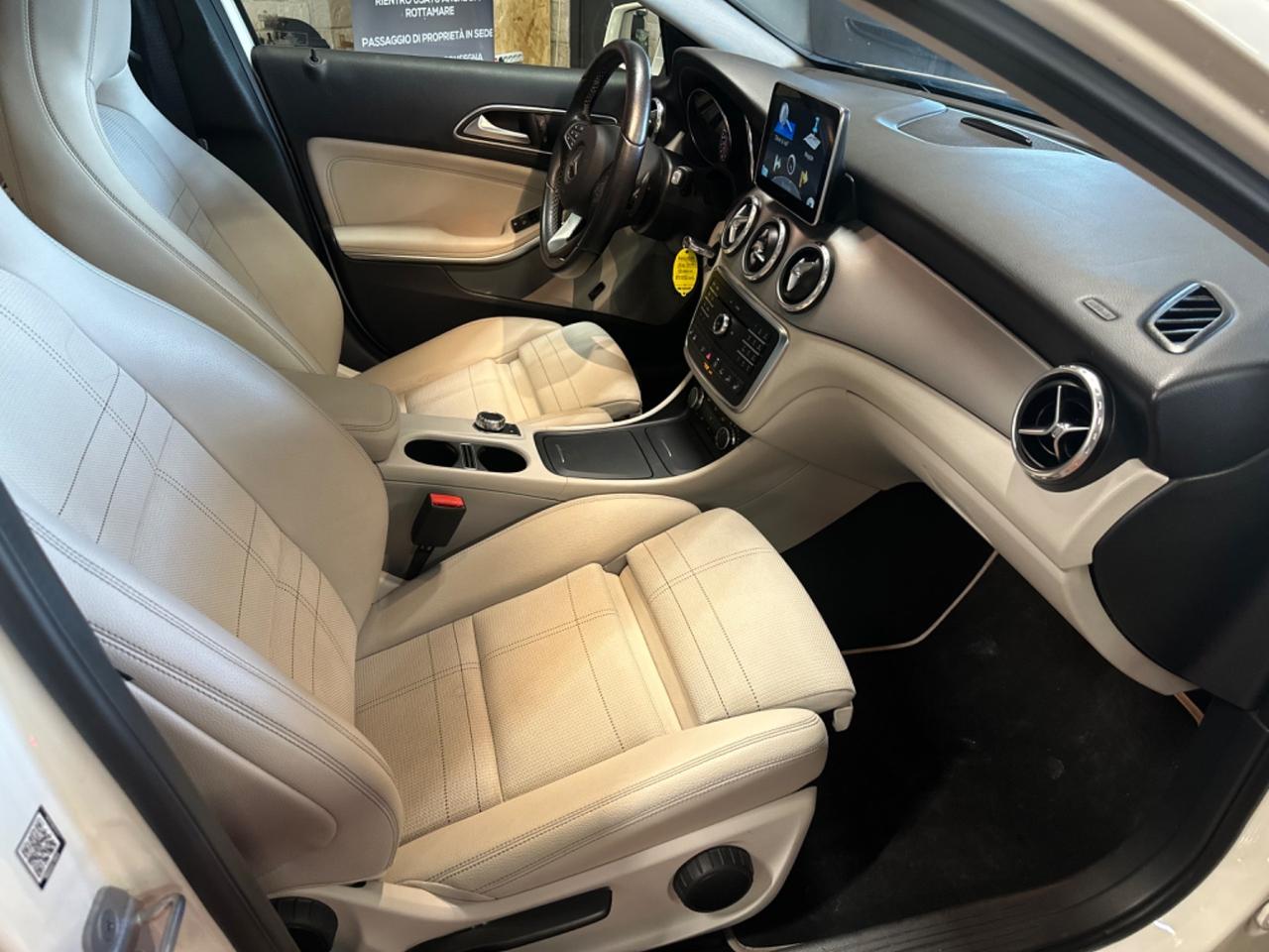 Mercedes-benz GLA 220 d Automatic 4Matic Premium