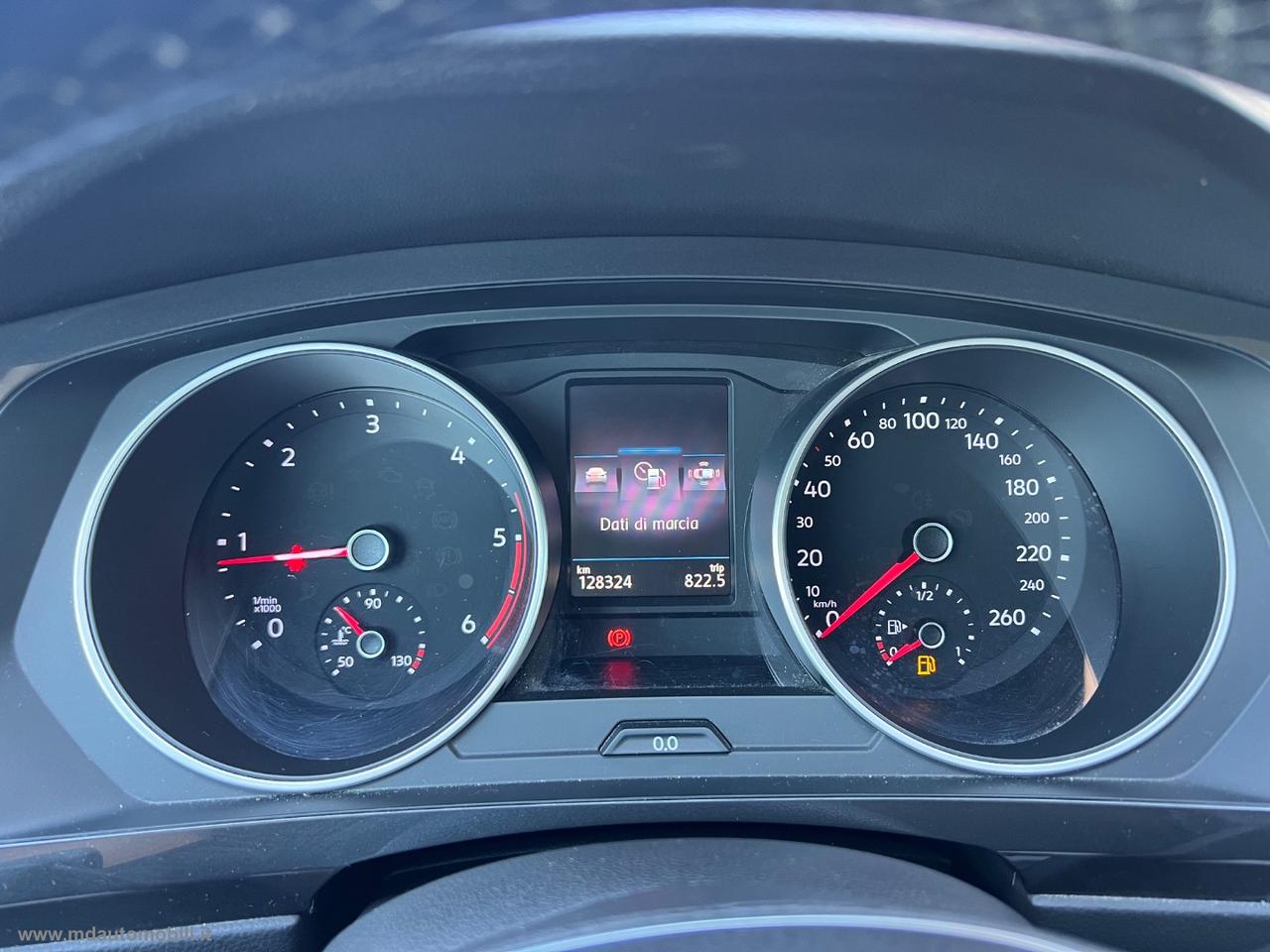 VOLKSWAGEN Tiguan 1.6 TDI Style BMT NAVI SENSORI STUPENDA