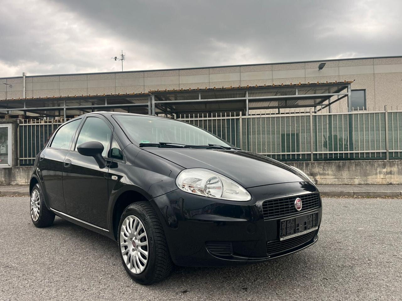 Fiat Grande Punto 1.2 BENZINA X NEOPATENTATI