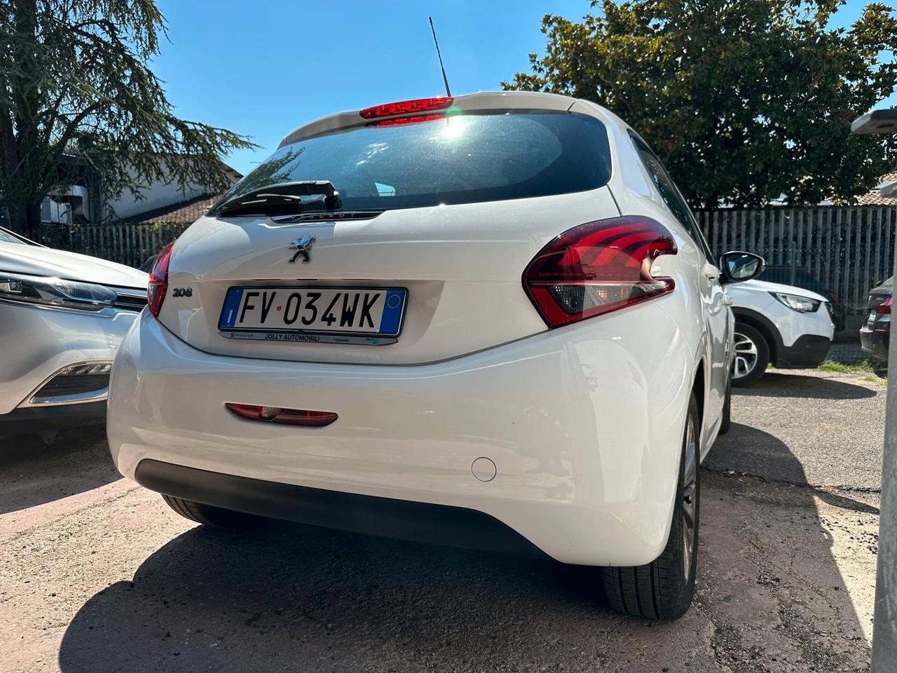 Peugeot 208 BlueHDi 75 5 porte Allure