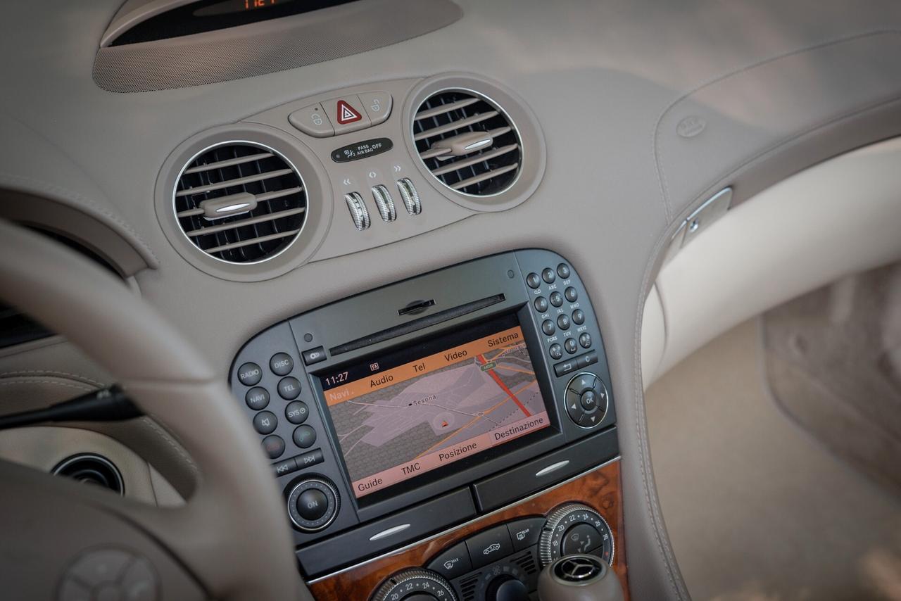 Mercedes SL 350 V6 315cv | 11 Tagliandi Mercedes | 31.000km