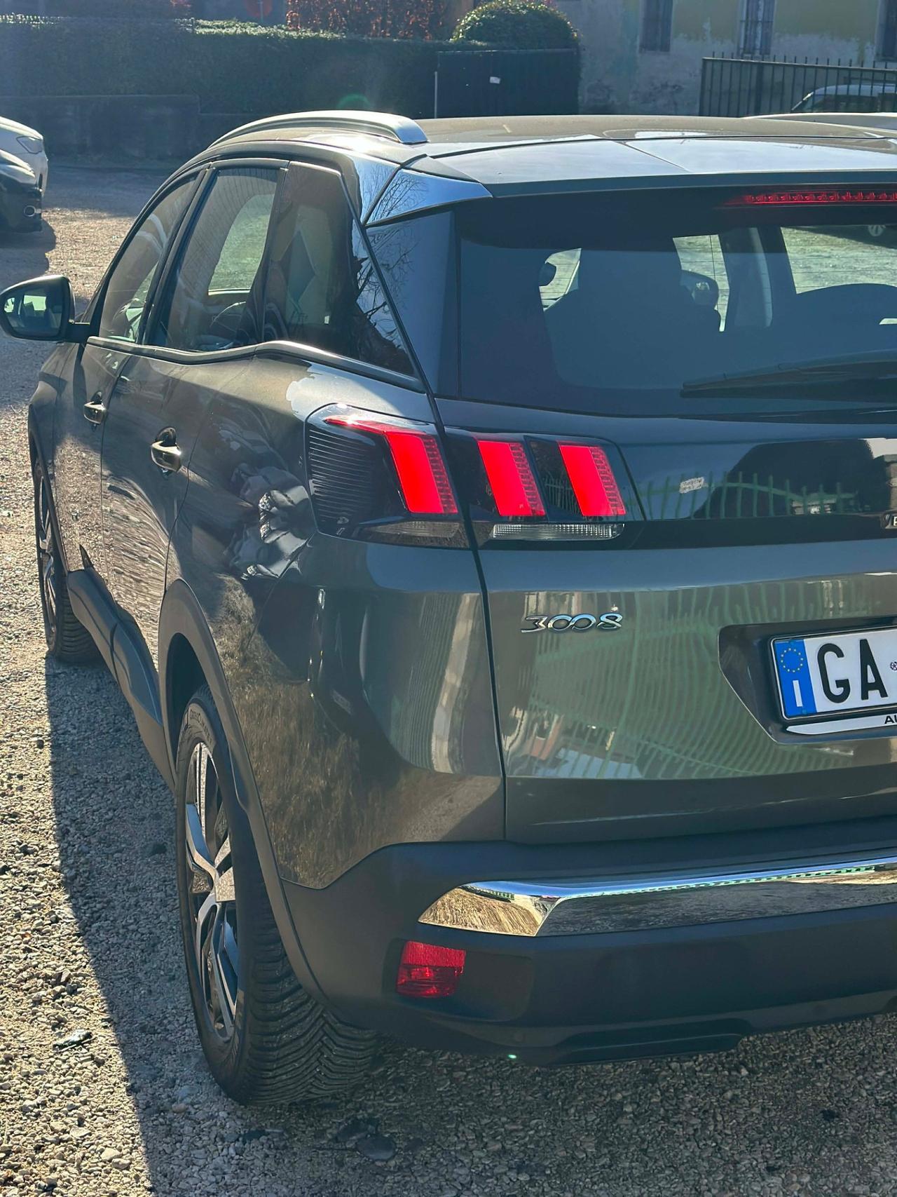 Peugeot 3008 BlueHDi 120 S&S EAT6 ALLURE FULLOPT