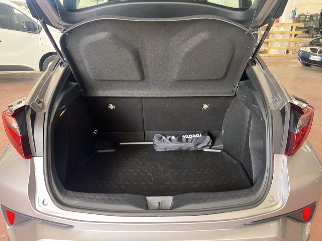 TOYOTA C-hr 1.8h business e-cvt del 2021