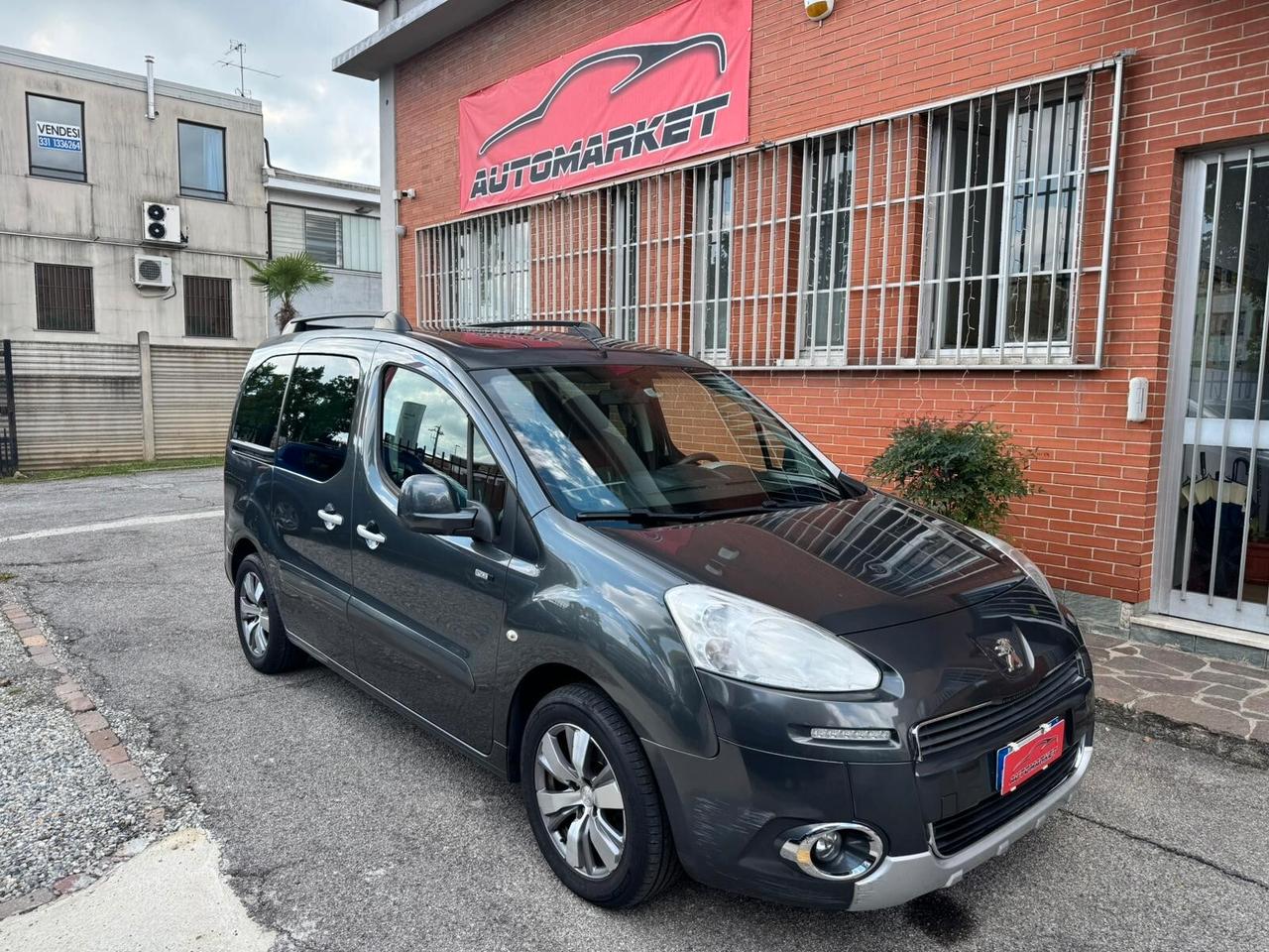 Peugeot Partner Tepee 1.6 HDi 92CV Outdoor
