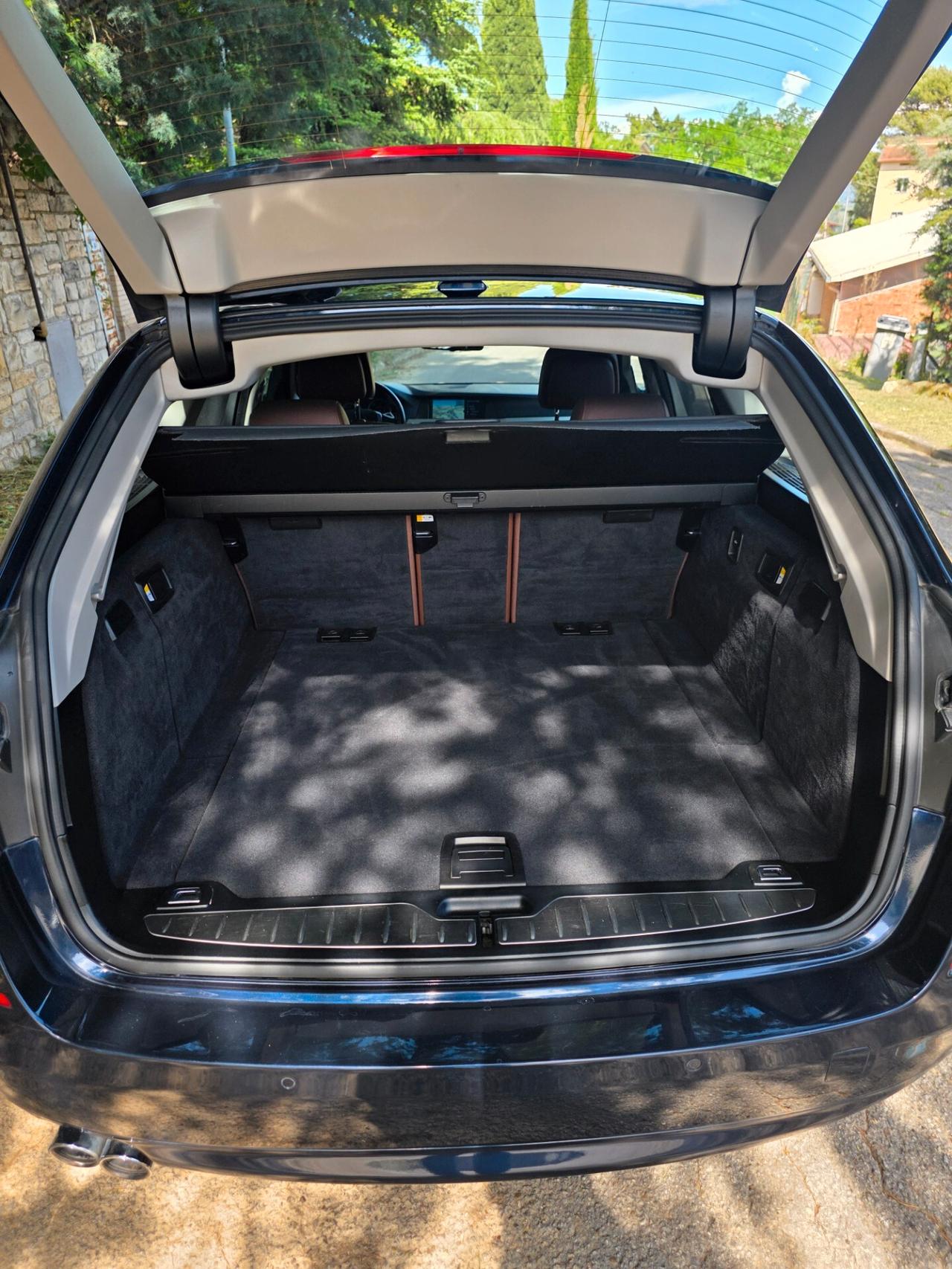 Bmw 530d Touring X Drive