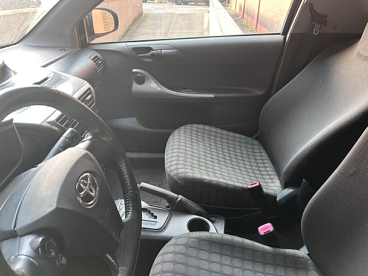 Toyota iQ 1.0 Sol AUTOMATICA