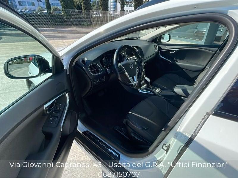 Volvo V40 Cross Country D3 Geartronic Momentum