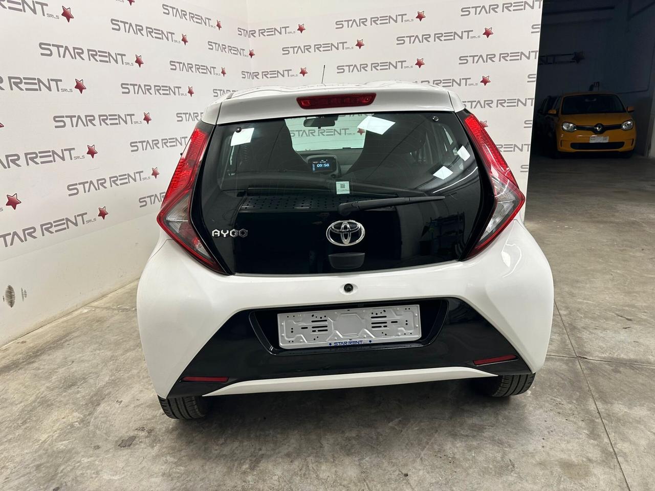 Toyota Aygo Connect 1.0 VVT-i 72 CV 5 porte x-play