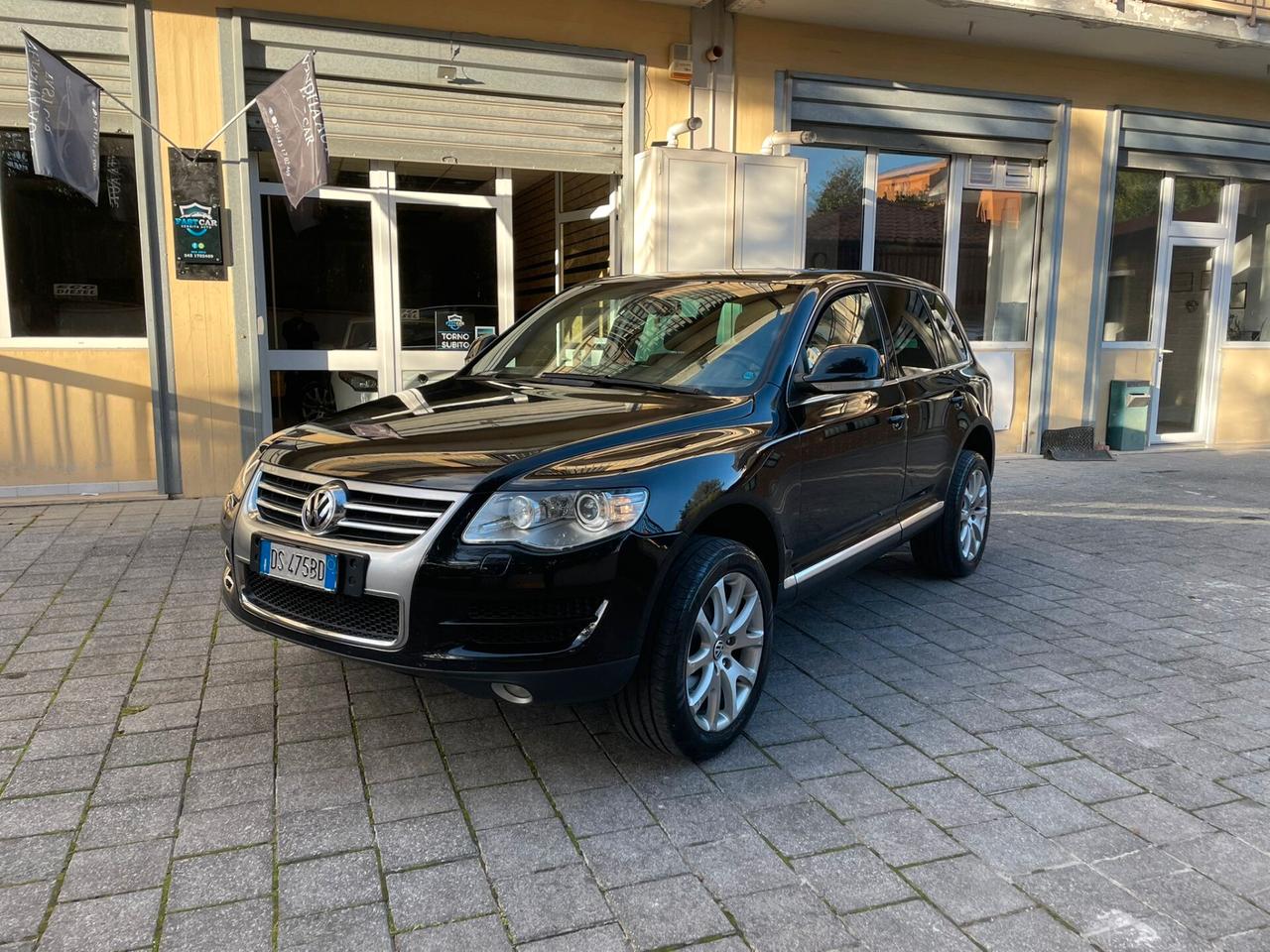 Volkswagen Touareg 3.0/240CV V6 TDI DPF Exclusive